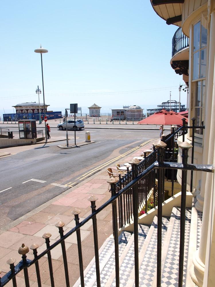 The 2* Brighton